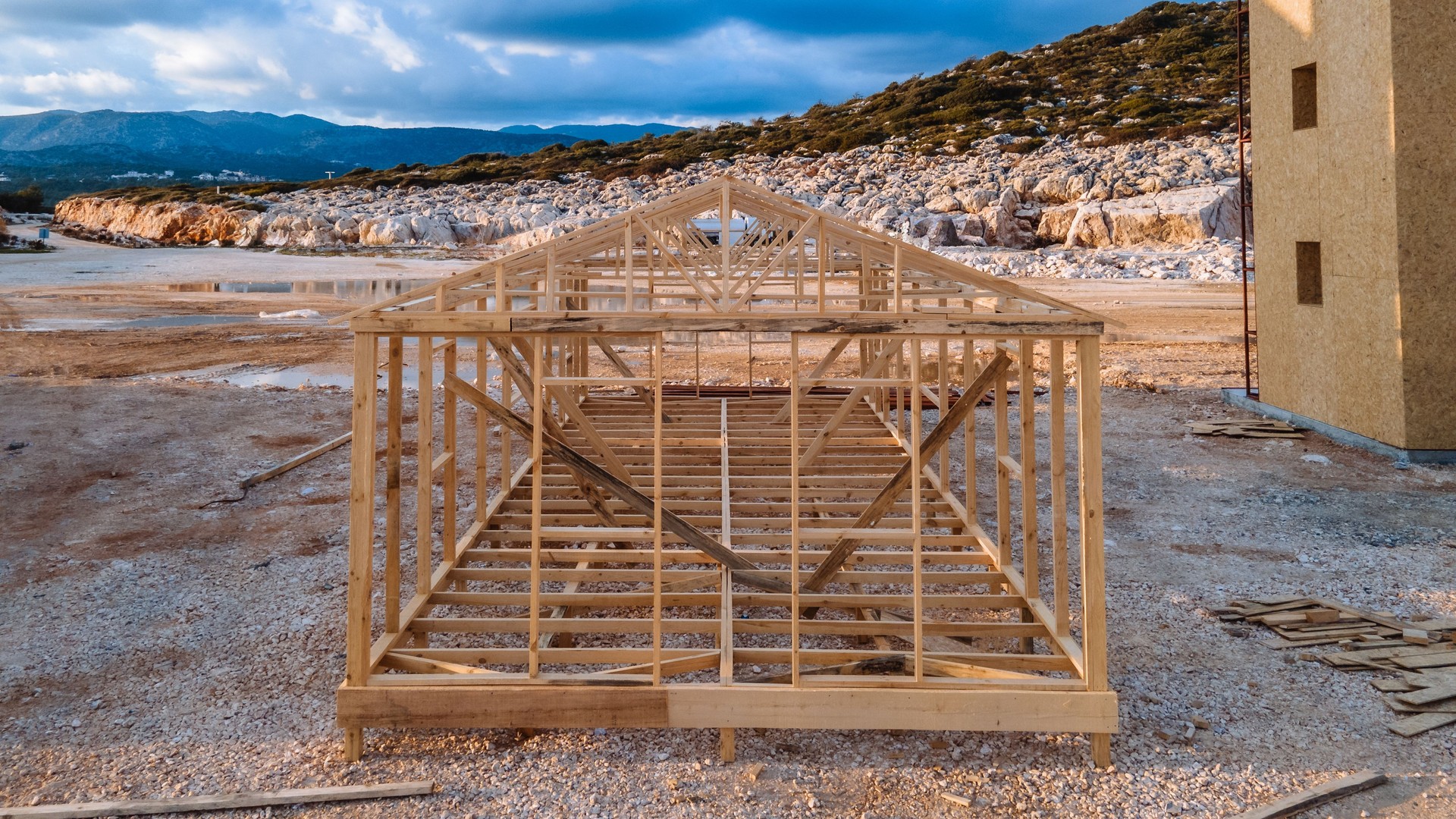 TinyHome Wood Frame in Beautiful Surrounding
